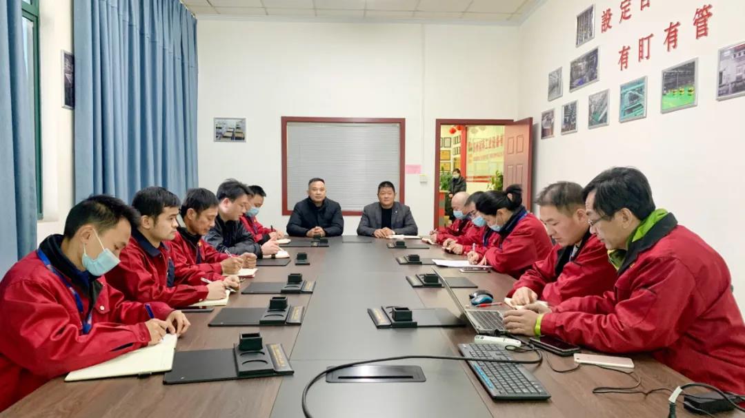 祝賀冠科工業(yè)董事長(zhǎng)楊興國(guó)榮獲國(guó)際徽商“2020年度中華百名優(yōu)秀徽商”榮譽(yù)稱(chēng)號(hào)